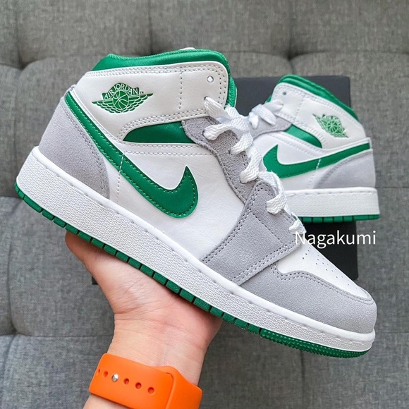 Jordan Other - 🌲 Nike Air Jordan 1 mid white grey pine green shoes 🌲 (big kids)